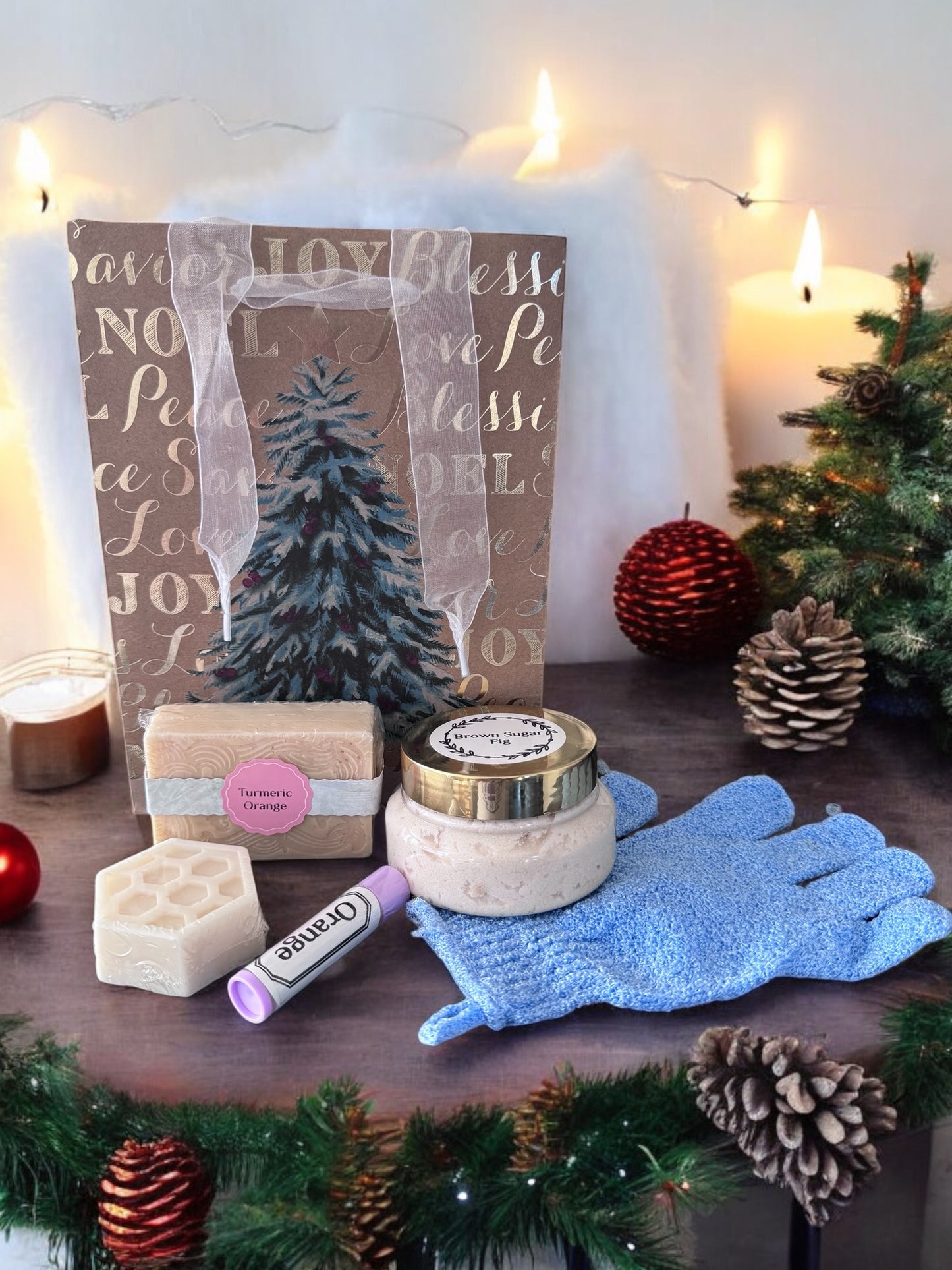 Tree gift bag (all gift bags come with a different variety of scents)